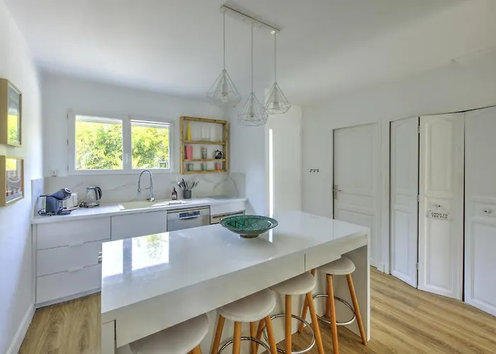 Manava - Climatisee Avec Terrasse Et Jardin *